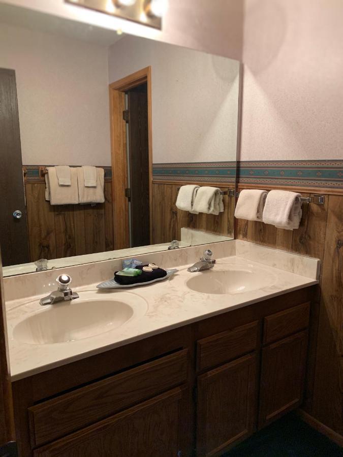 Ponderosa Lodge レッドリバー エクステリア 写真